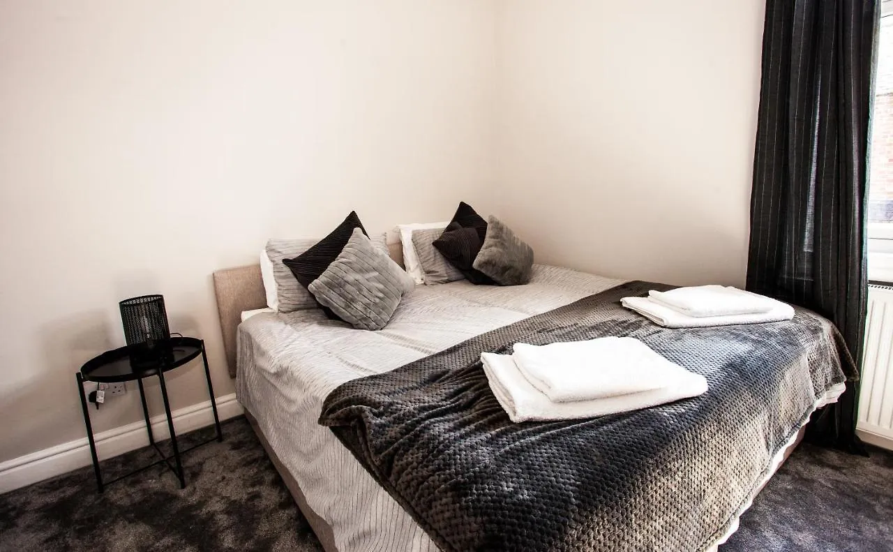 Contractor House, Sleeps 7, Close To Restaurant'S & Bars, Long Stays Available, Oveyo Accommodation Middlesbrough Apartamento